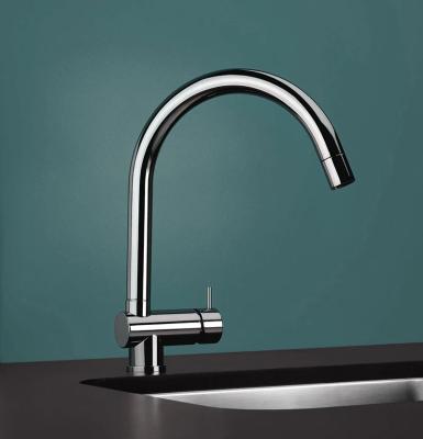 Waterevolution Flow кухненски смесител с издърпващ се чучур, хром T15501
