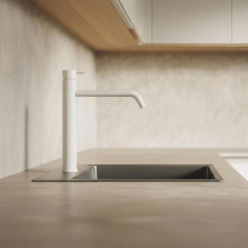 Waterevolution Flow кухненски смесител матово бяло T150BR