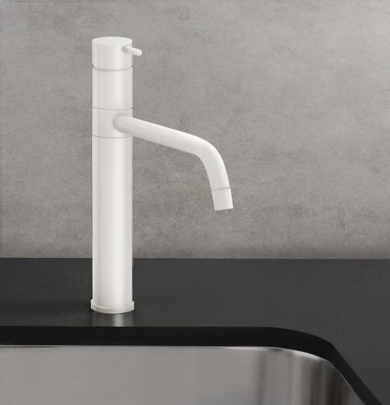 Waterevolution Flow кухненски смесител матово бяло T150BR