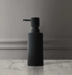 Waterrevolution Дълбок диспенсър за сапун, свободно стоящ, мат черен A225PR