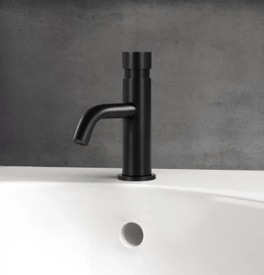 Waterevolution Flow смесител за умивалник със самозатварящ се механизъм, матово черно T110TPPR