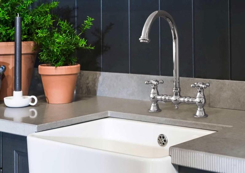 PB Носталгичен кран за кухня с кръгъл чучур и звездовидни ръкохватки, хром PBN.CHR.R.ST