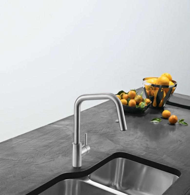 Franke Kubus Кухненски смесител  с издърпващ се ръчен душ, неръждаема стомана 115.0529.207