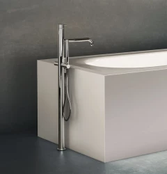 Waterevolution Flow свободностоящ смесител за вана с ръчен душ хром T13301