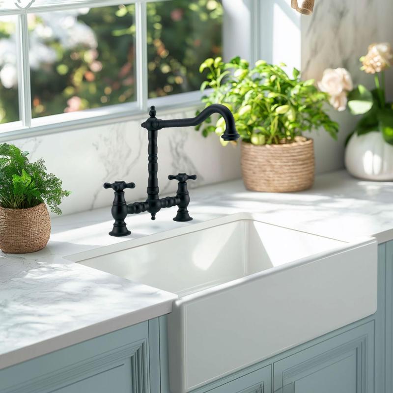 PB Носталгичен кухненски смесител матово черен с извит чучур и звездовидни ръкохватки PBN.ZW.H.ST