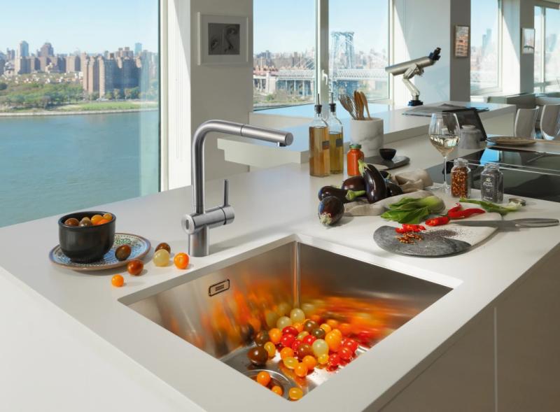 Franke Atlas Neo Сензорен кухненски смесител с издърпващ се чучур, inox 115.0625.523