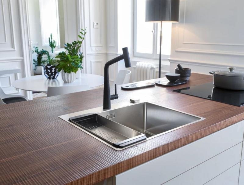 Franke Icon Кухненски смесител черен мат с издърпващ се чучур 115.0625.190