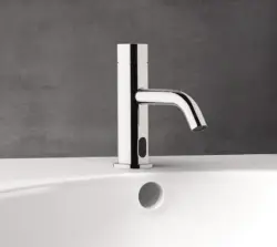 Waterrevolution Flow електронен мивков смесител с инфрачервен сензор на батерии, хром T110E01