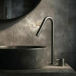 Waterevolution Flow 2-отворен смесител за умивалник PVD Gun Metal с висок V 120 mm излив T1122VGME