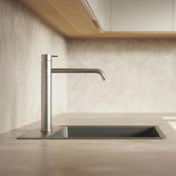 Waterevolution Flow Кухненски смесител PVD Gun Metal T150GME