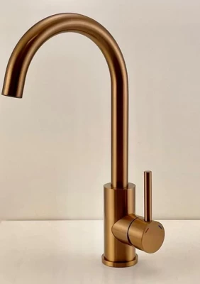 Quadri York кухненски смесител PVD от четкана мед с въртящ се чучур 1208955906