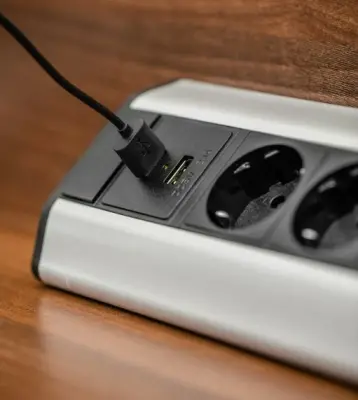 Индукс Corner ъглова кухненска контактна система с 3 заземени контакта и 2 USB зарядни устройства 1208957442