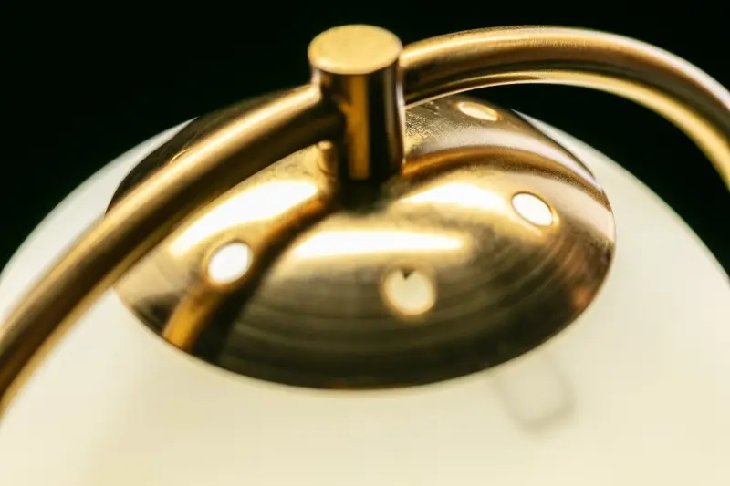 Декорация Циклоп месингова златна подова лампа с ефект на капка 9737