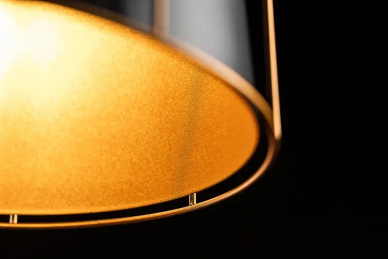 Декоративна черна висяща лампа Goa с декоративна златна рамка 3512