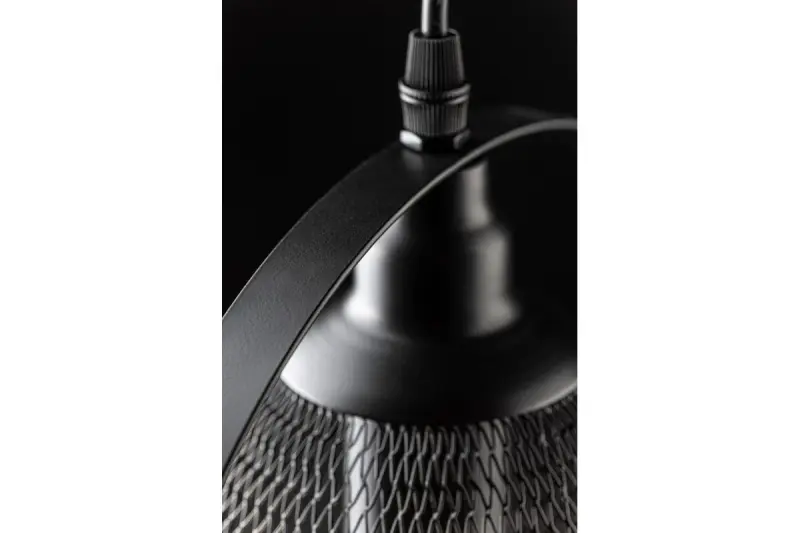 Декор Xalis висяща лампа с черна жична капачка и метален ръб с диаметър 18,5 см 7320