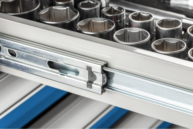 Hoegert Инструментален шкаф с 7 чекмеджета и странична врата 1208962009