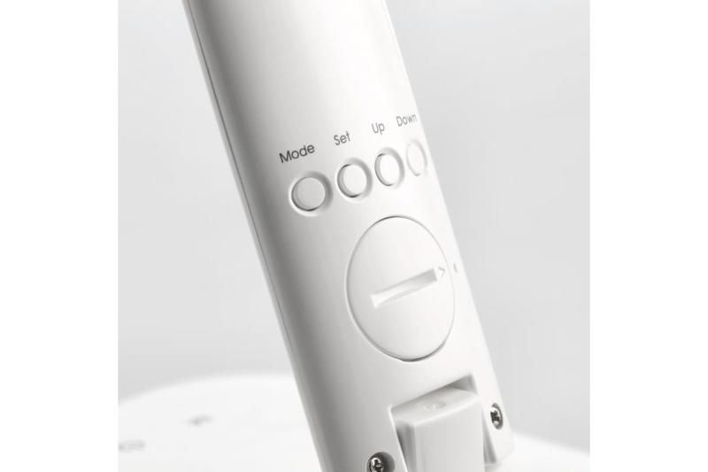 Decor Настолна лампа LINEAR 7W 420lm AC220-240V 3-CCT 5 степенно затъмняване PF>0 5 RA>80 бяла 1208962500