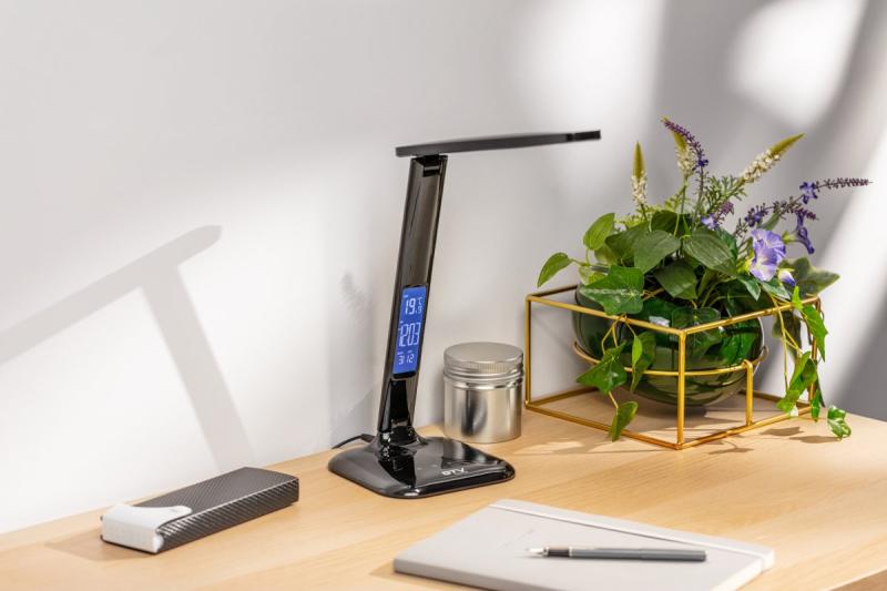 Decor Настолна лампа LINEAR 7W 420lm AC220-240V 3-CCT 5 степенно затъмняване PF>0 5 RA>80 черна 1208962501