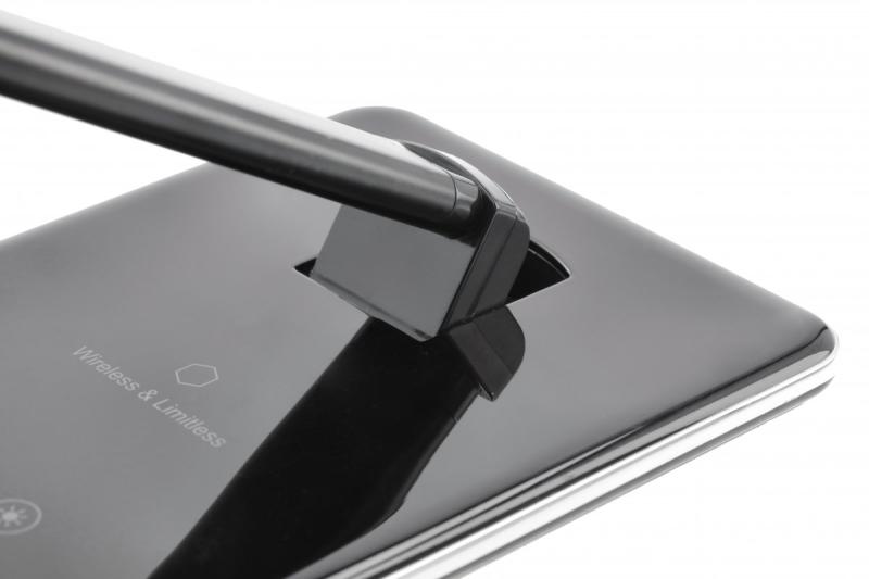 Decor На български: Настолна лампа Tritton 6W 340lm AC220-240V 4-CCT Безжично зареждане USB PF>0 5 RA>80 черна 1208962518