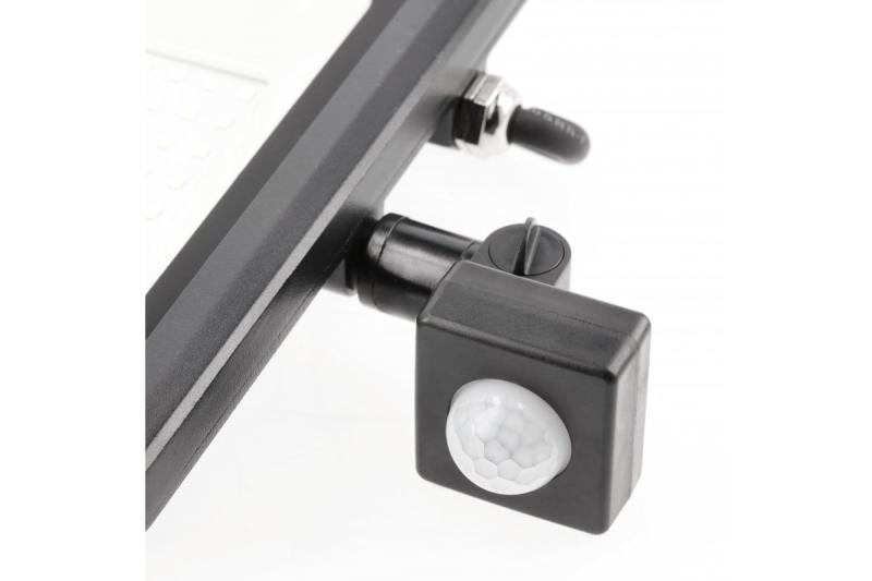 LED прожектор iNEXT с датчик за движение 20W 1600lm, PF>0,9, RA>80, IP65, 120°, 6400K, черен корпус 1208962859