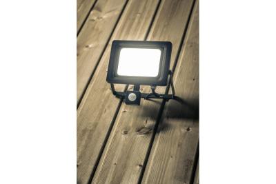 LED прожектор iNEXT с датчик за движение 50W 4000lm, PF>0,9, RA>80, IP65, 120°, 6400K, черно тяло 1208962862