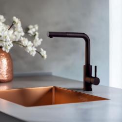 Pure.Sink Elite Steel Spark-S кухненски смесител Матово черен с изтеглящ се чучур PS8041-10