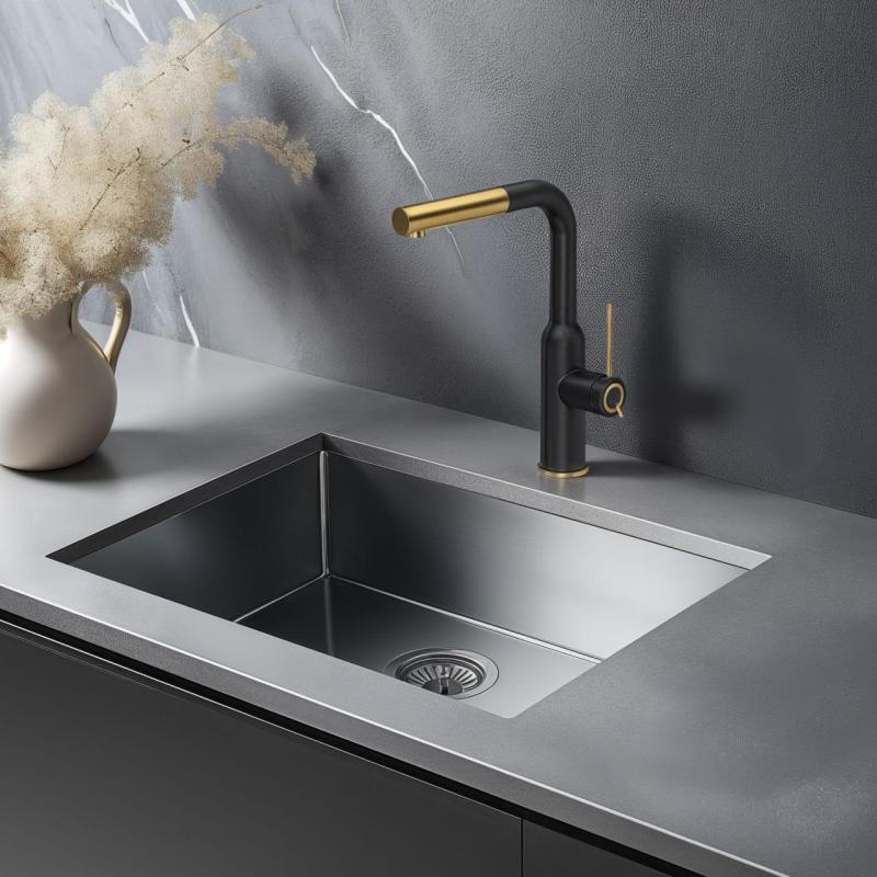 Quadri Stamford кухненски смесител черен с PVD златно покритие и изтеглящ се чучур 1208967688