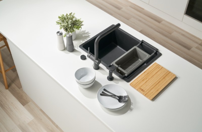 Franke Универсален комплект аксесоари All-In Set 1 - Дъска за рязане, Пластмасова вмъкваща се тава и Телескопичен мост 112.0655.481