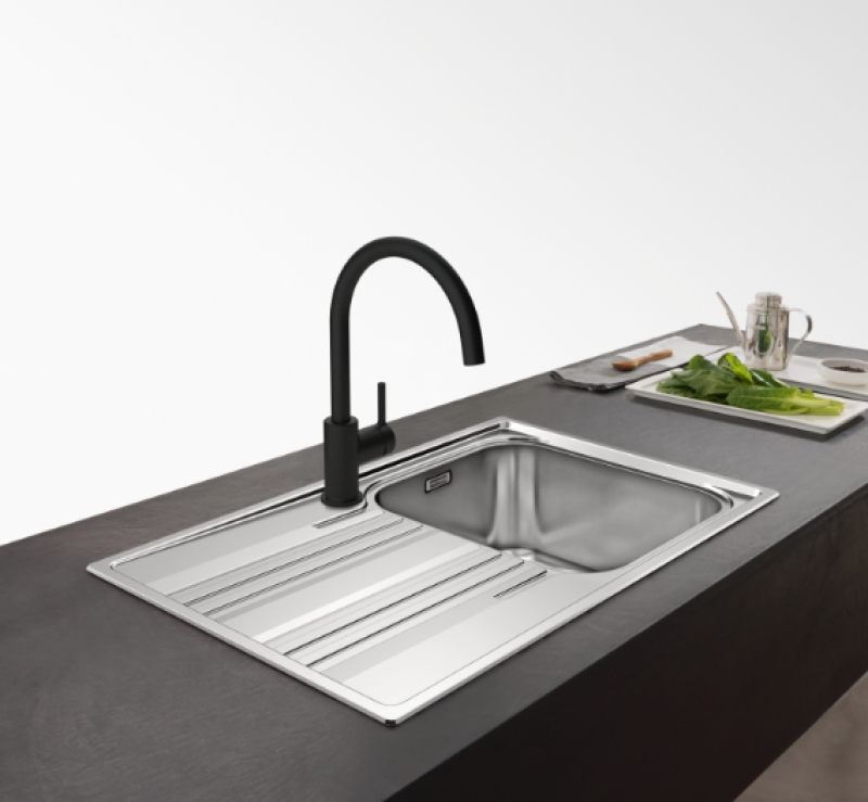 Franke Lina XL кухненски смесител черен с въртящ се чучур 115.0626.019