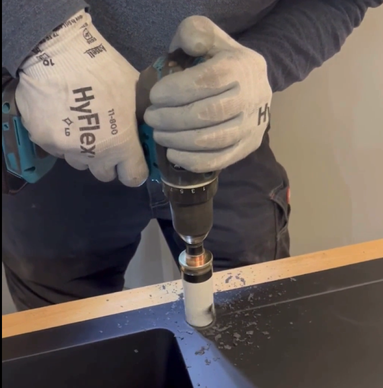 Комплект прободни триони от въглеродна стомана Hoegert, 14 части.