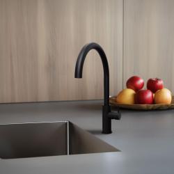 Waterevolution Flow кухненски смесител с въртящ се чучур, черен, T158UPR