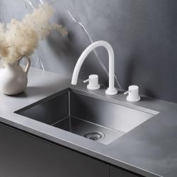 Waterevolution Flow 3-гнездов кухненски смесител с въртящ се чучур и връзка за филтрирана вода бял T152UBR