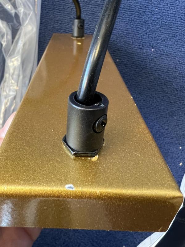 OUTLET Рамка с повреди Декор Avelin люстра със златна правоъгълна рамка широчина 80 см 2287