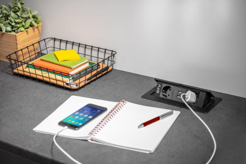 Удължител за бюро SOFT 2x штепселна контактна кутия, USB 2.1A, захранващ кабел с щепсел, черен