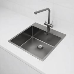 Pure.Sink Exclusivo Gun Metal мивка 49x52 см Tapwing с отвор за батерия радиус 10мм PEX4540T-61