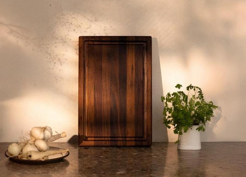 Woodsea Butcher Groove L - Орехова дървена дъска за рязане със сокоуловачка 60x45 cm 1208971536