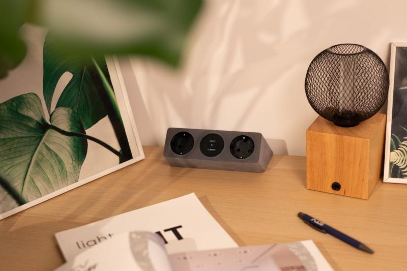 Мебелен контакт SOFITO, 2xШУКО, USB A+C, кабел 1.5 м, сив флок