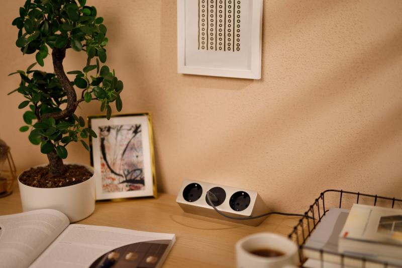 Контакт за мебели SOFITO, 2xШУКО, USB A+C, кабел 1.5 м, неръждаема стомана