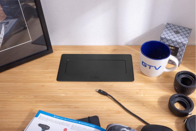 MULTISOFT Контакт за мебели 2x контакт с заземяване, USB A+C, RJ45, захранващ кабел с щепсел, черен