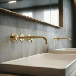 Waterevolution Flow 3-отворен вграден смесител за умивалник PVD бяло злато с излив 21 cm T1163FWGE-21