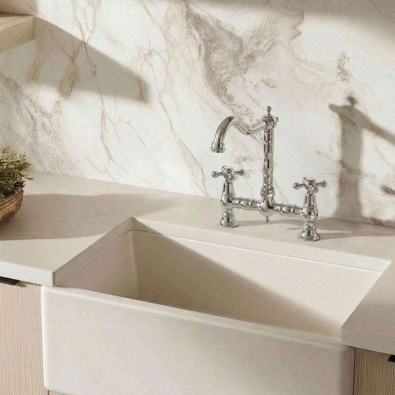 Aquanello Heritage Ascot Класически кухненски смесител „Носталгичен мост“ с хромирано покритие и кръстосани дръжки CR-0011-HM