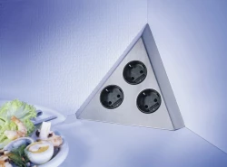 Енергиен стълб с 3 контакта VHL 3 ST
